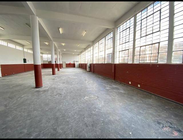450M² OFFICE TO LET IN WOODSTOCK